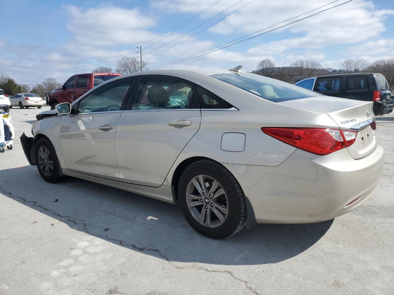 2011 HYUNDAI SONATA GLS - Image 2