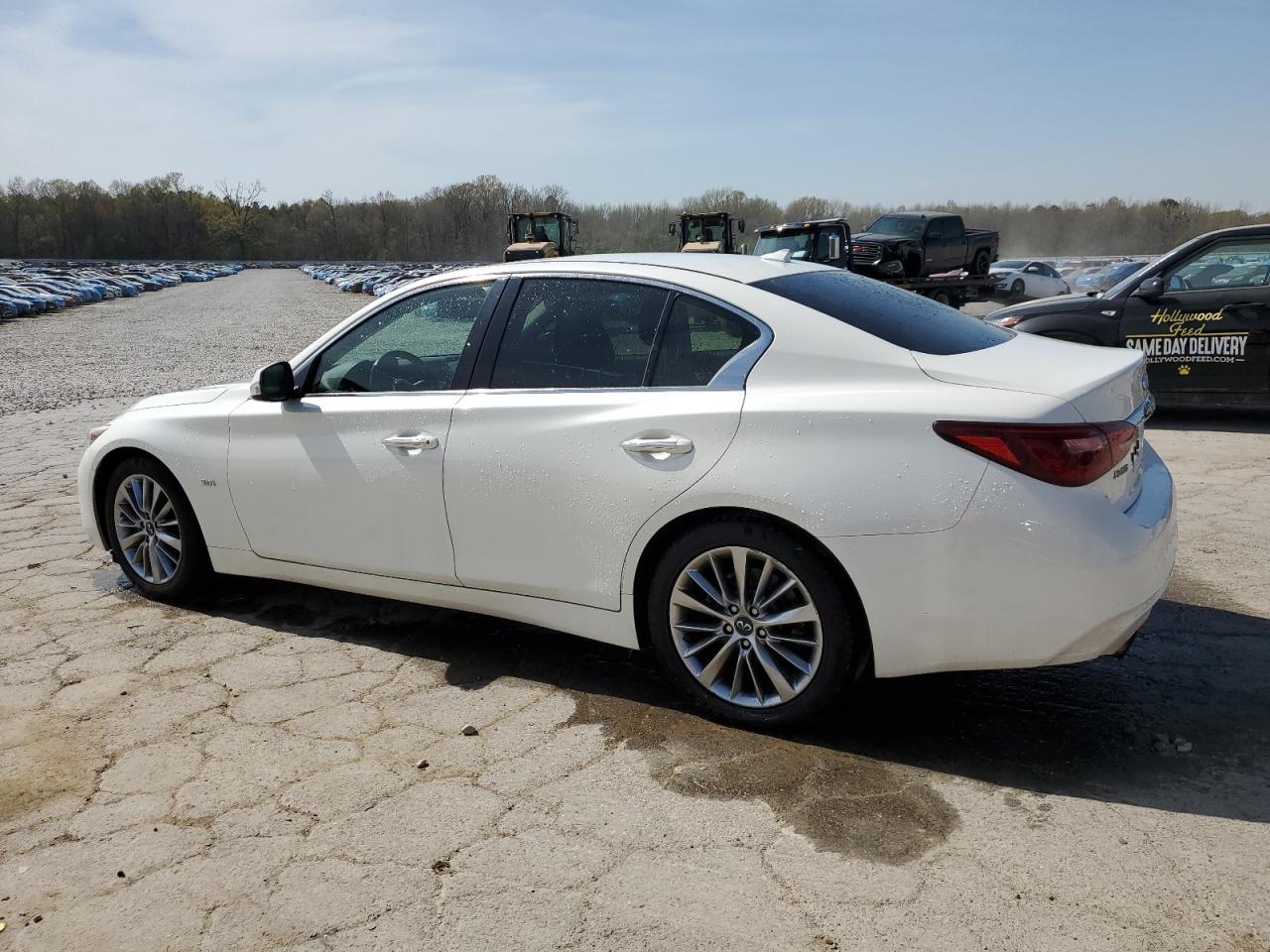 2018 INFINITI Q50 LUXE - Фото 2