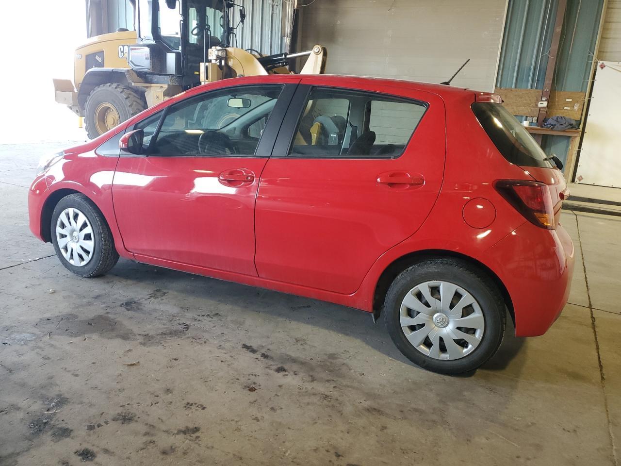 2015 TOYOTA YARIS - Фото 2