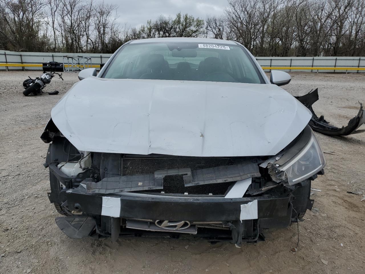 2019 HYUNDAI ELANTRA SE - Фото 5