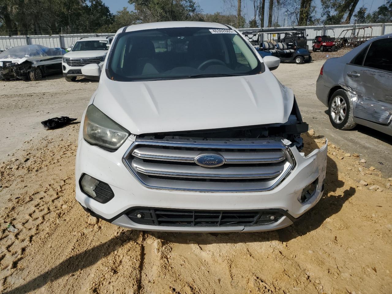 2017 FORD ESCAPE SE - Фото 5