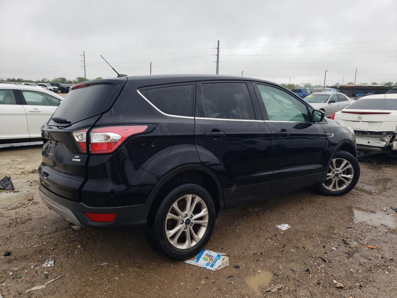 2017 FORD ESCAPE SE - Фото 3