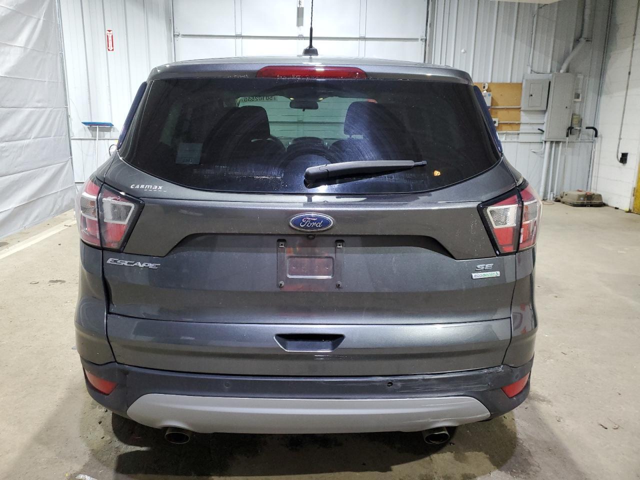 2017 FORD ESCAPE SE - Image 6