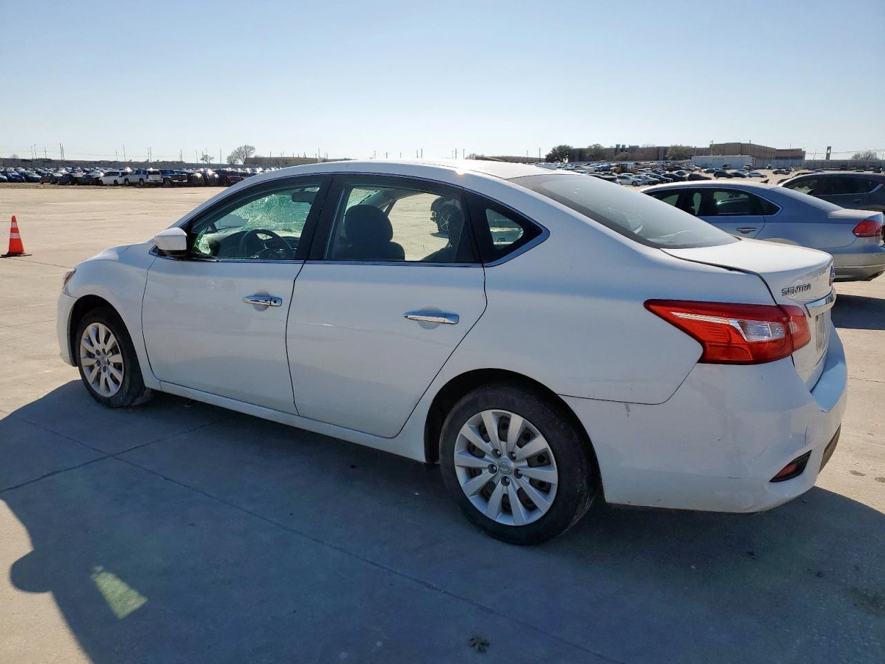 2017 NISSAN SENTRA S - Фото 2