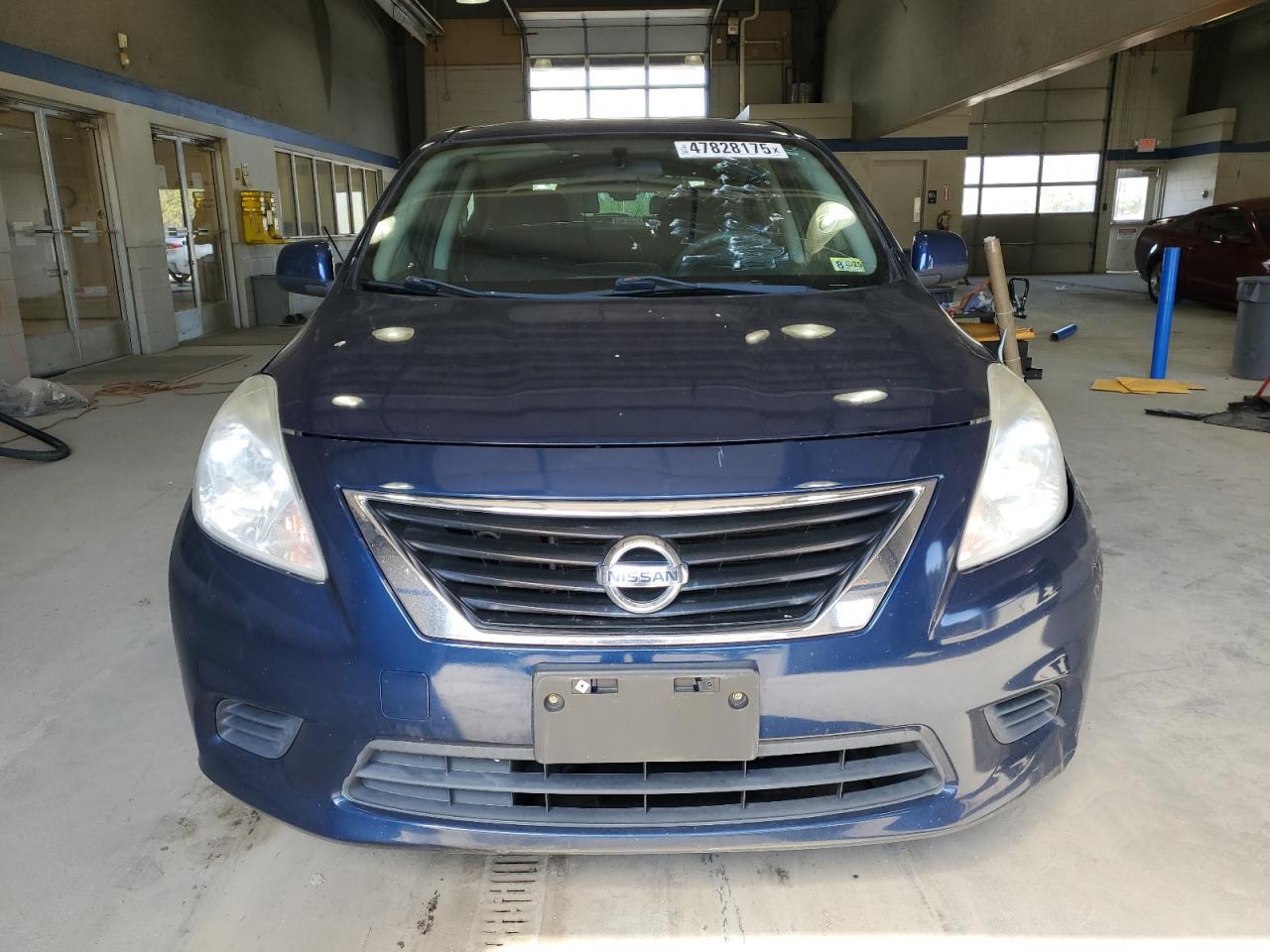 2014 NISSAN VERSA S - Фото 5