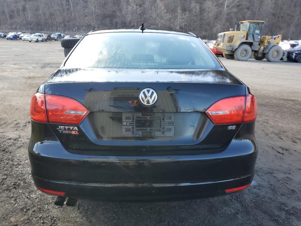 2014 VOLKSWAGEN JETTA SE - Image 6