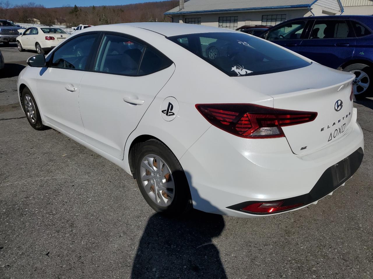 2019 HYUNDAI ELANTRA SE - Фото 2