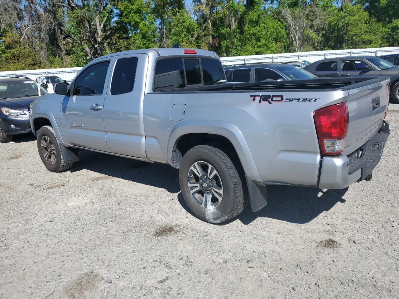 2017 TOYOTA TACOMA ACC - Фото 2