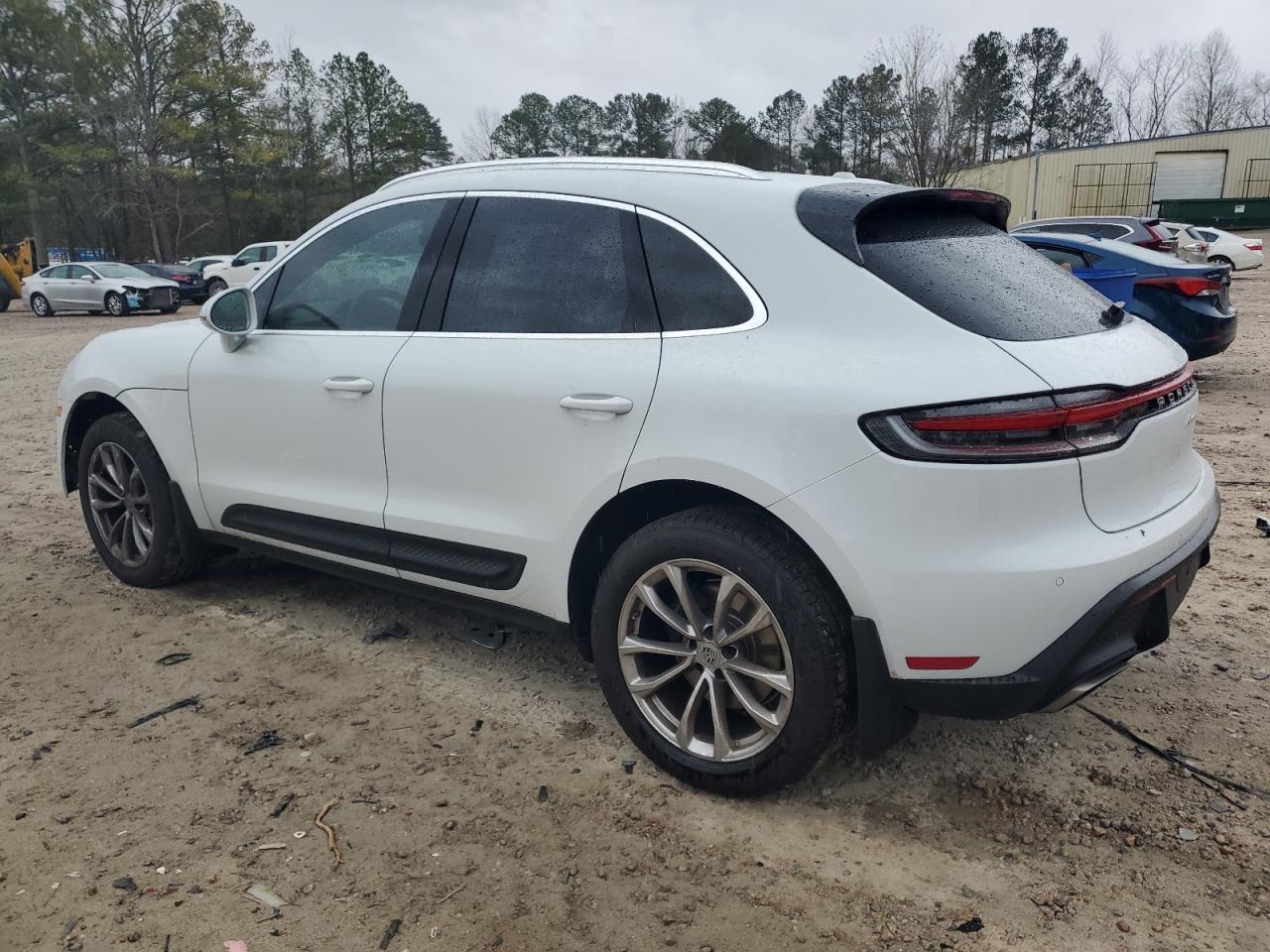 2023 PORSCHE MACAN BASE - Фото 2