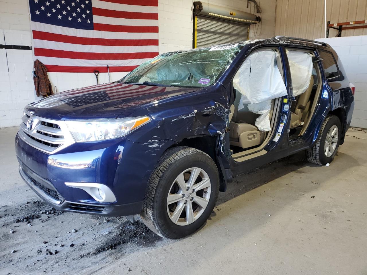2011 TOYOTA HIGHLANDER