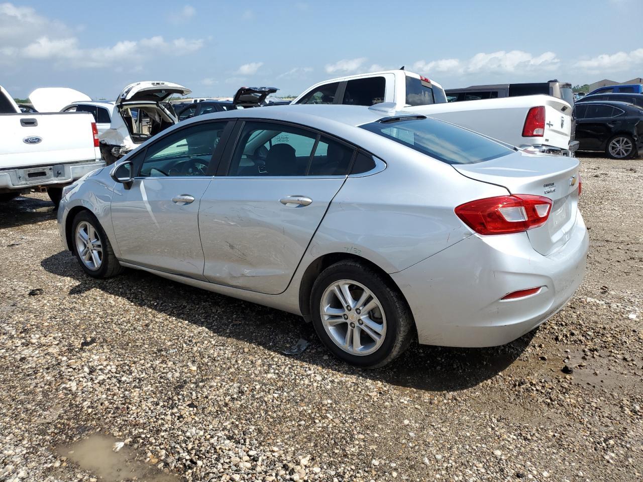 2017 CHEVROLET CRUZE LT - Image 2