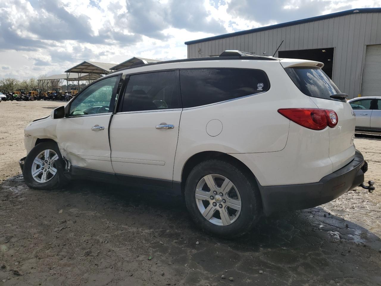 2012 CHEVROLET TRAVERSE L - Фото 2