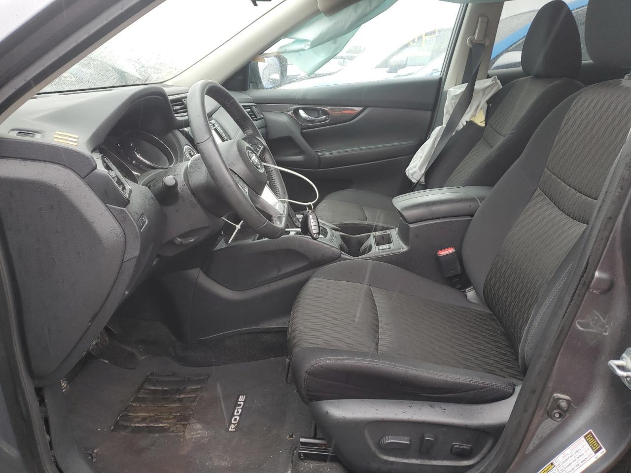 2017 NISSAN ROGUE SV - Image 7