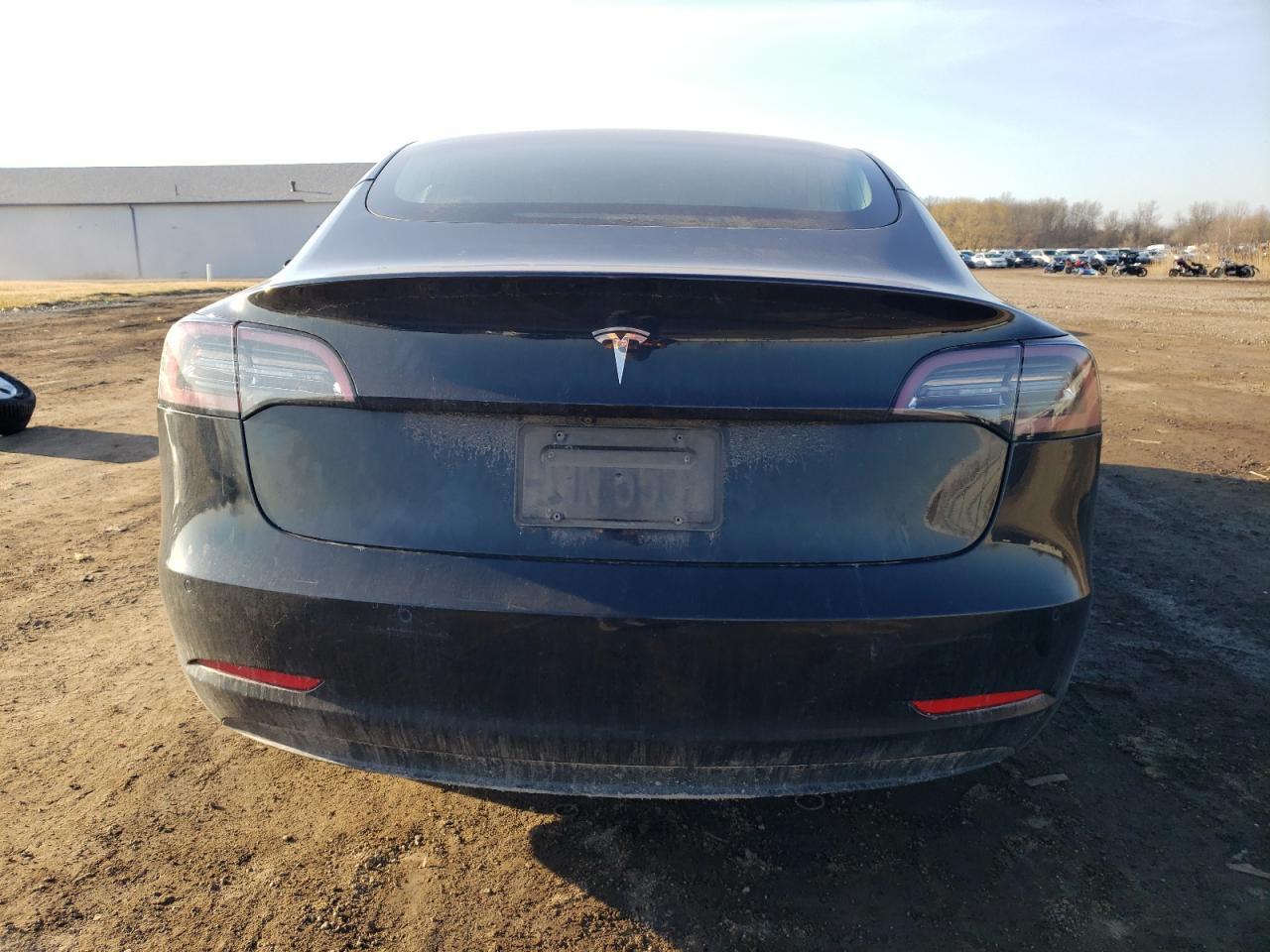 2019 TESLA MODEL 3 - Image 6