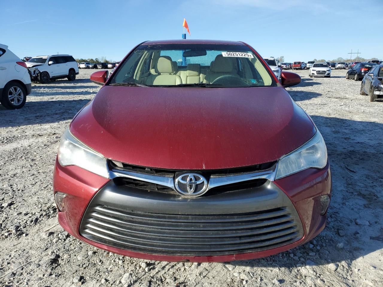 2017 TOYOTA CAMRY LE - Фото 5