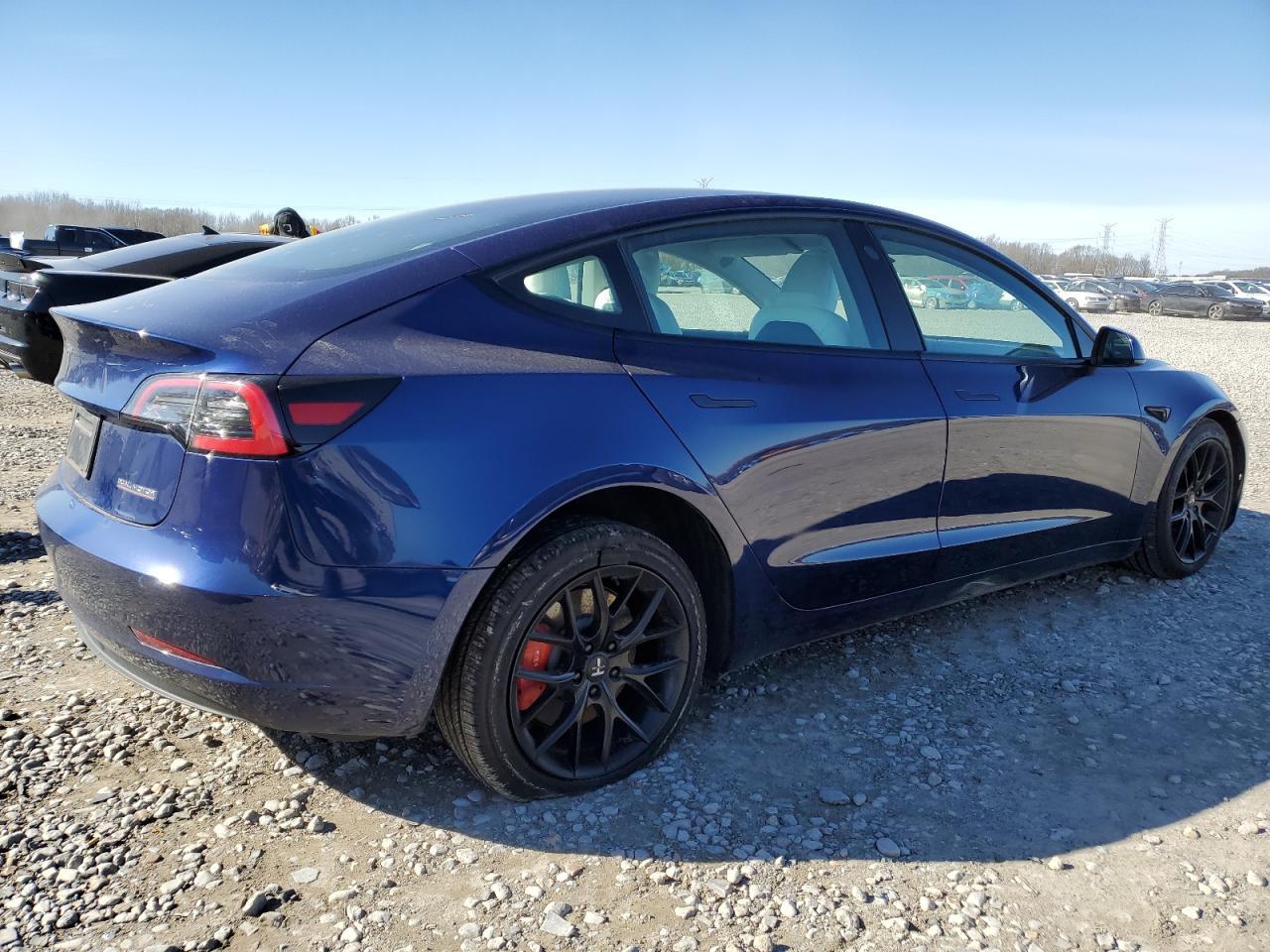 2023 TESLA MODEL 3 - Фото 3