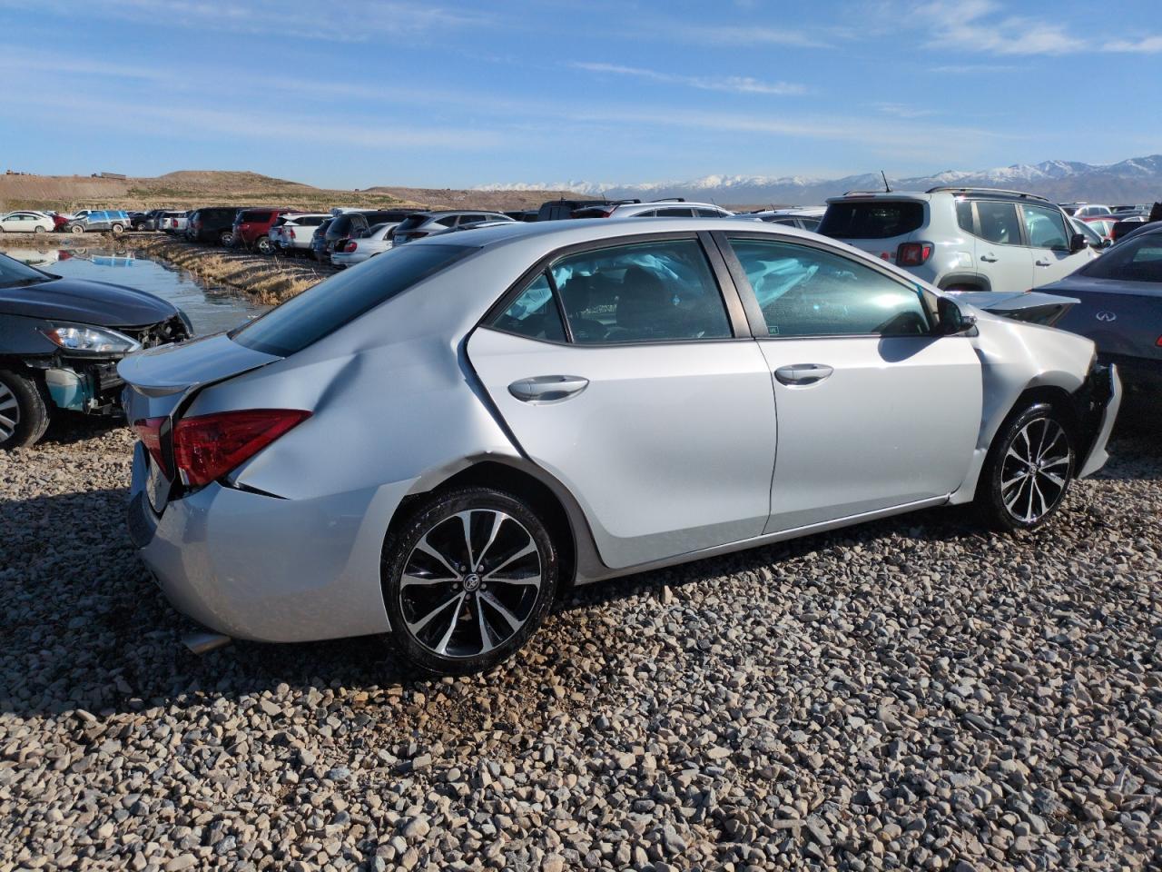 2019 TOYOTA COROLLA L - Image 3