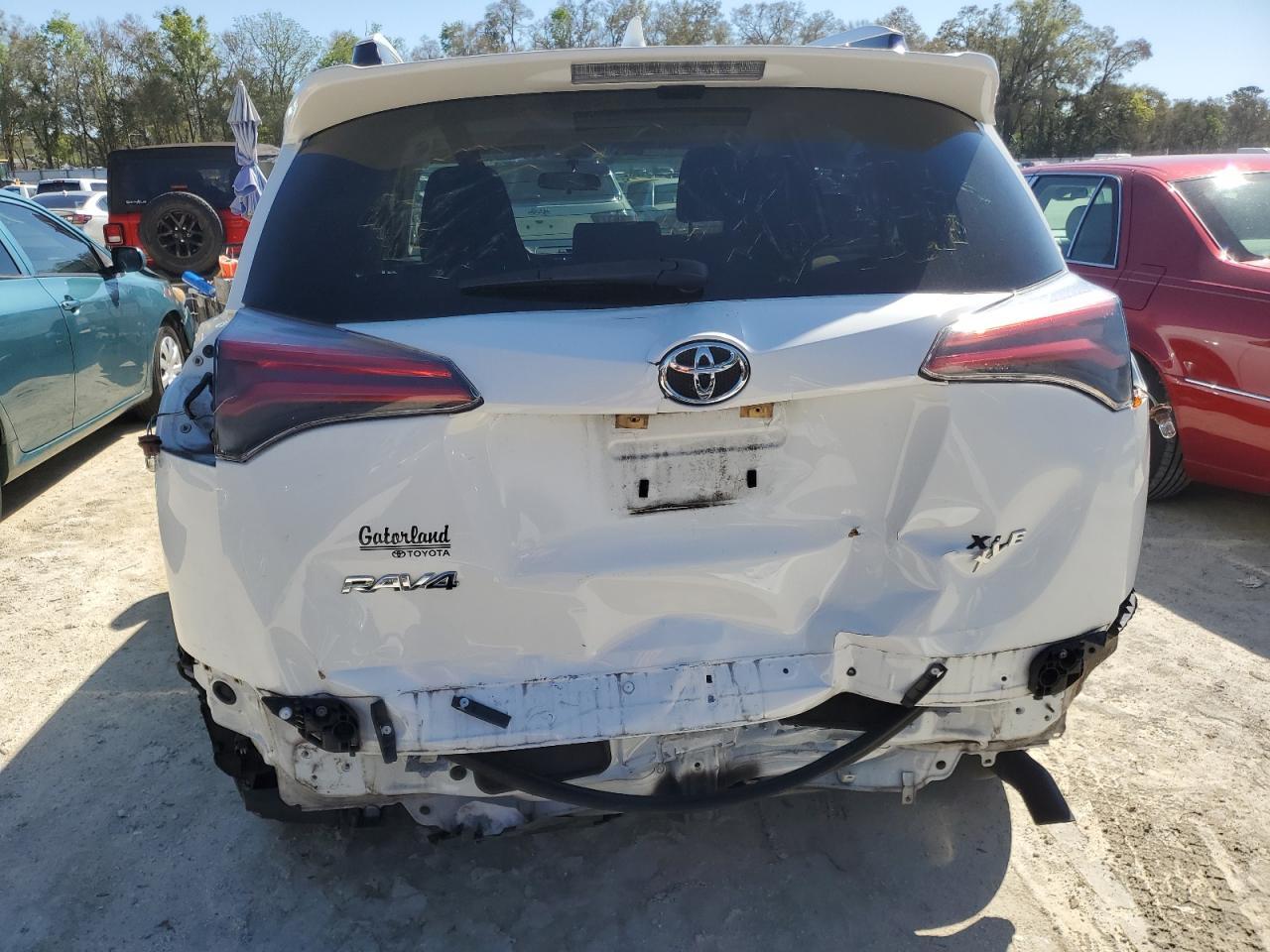 2016 TOYOTA RAV4 XLE - Фото 6
