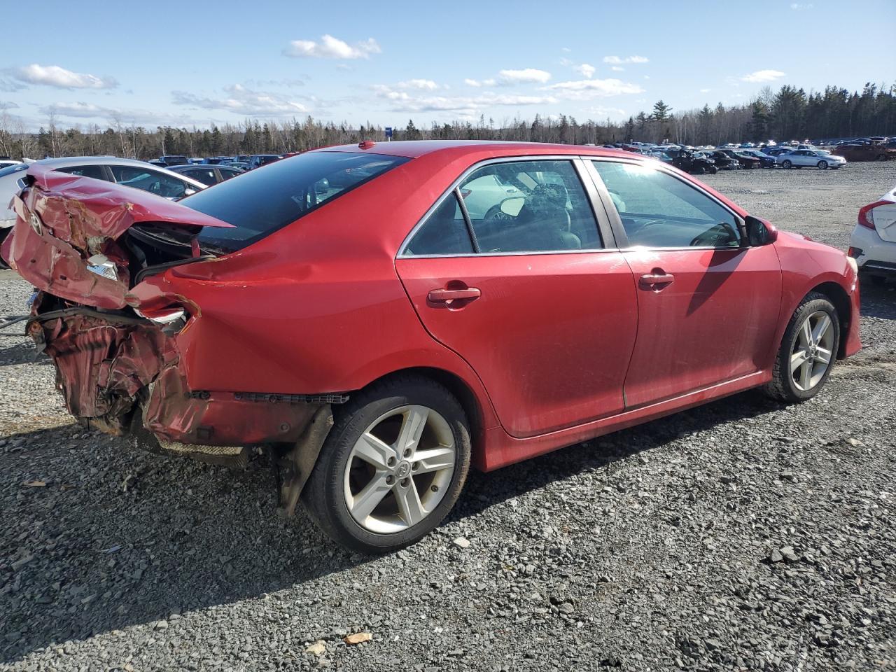 2014 TOYOTA CAMRY L - Фото 3