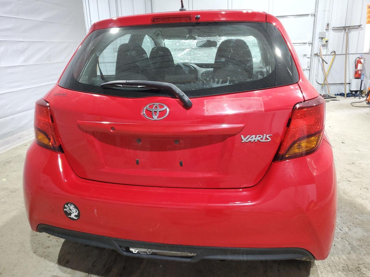 2015 TOYOTA YARIS - Фото 6