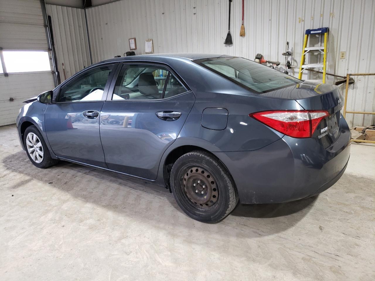 2015 TOYOTA COROLLA L - Фото 2
