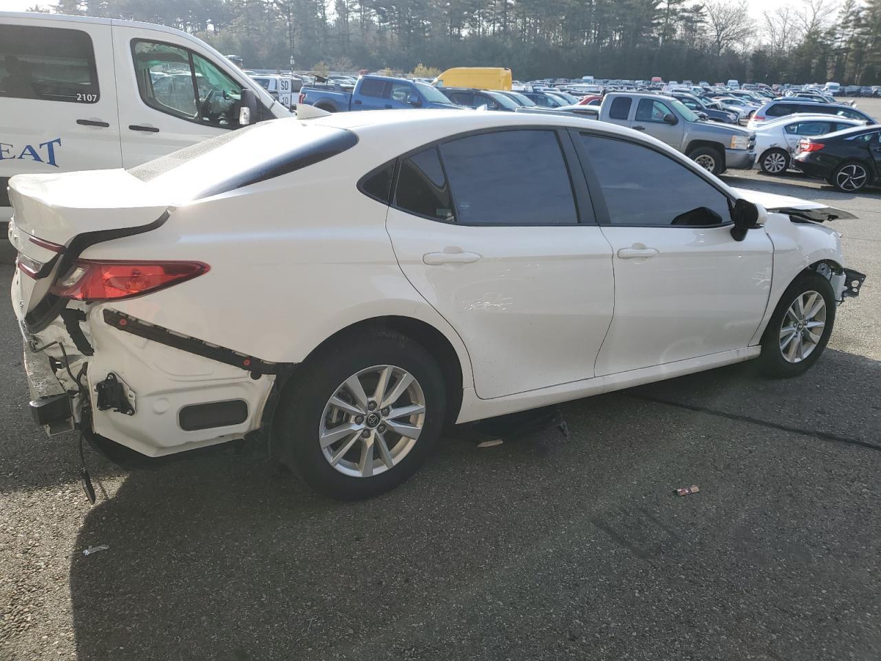 2025 TOYOTA CAMRY XSE - Фото 3