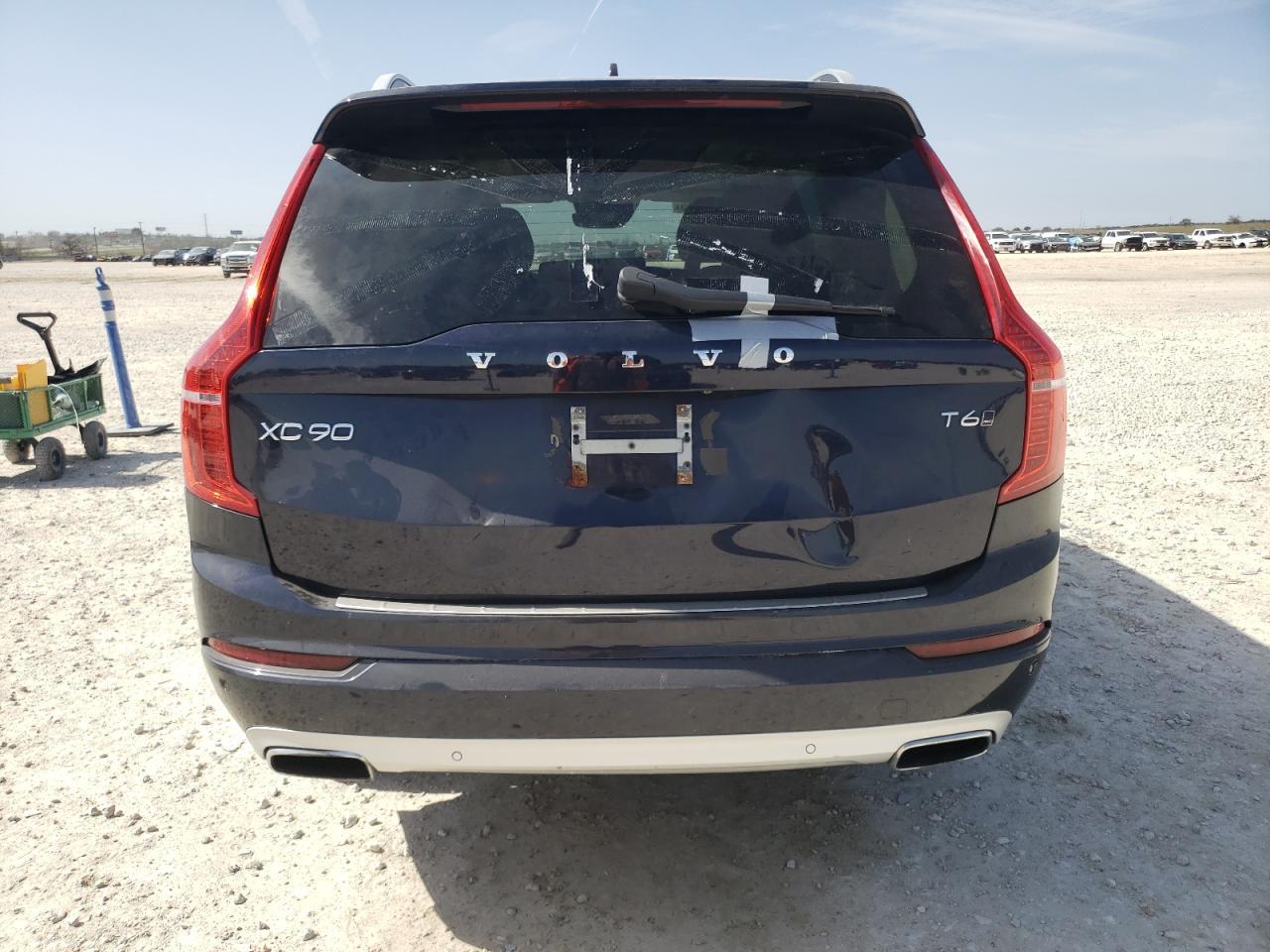 2016 VOLVO XC90 T6 - Фото 6