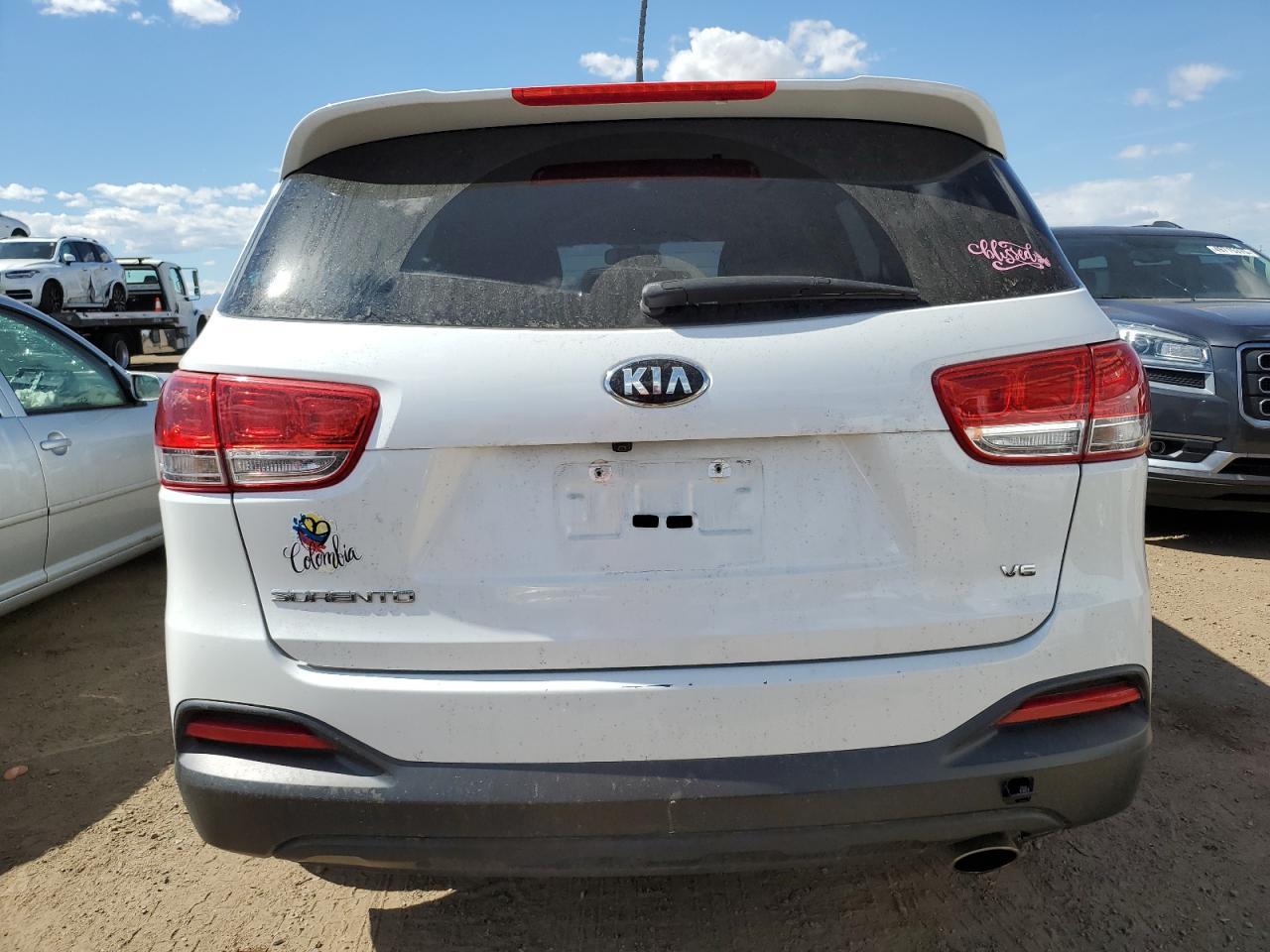 2017 KIA SORENTO LX - Фото 6