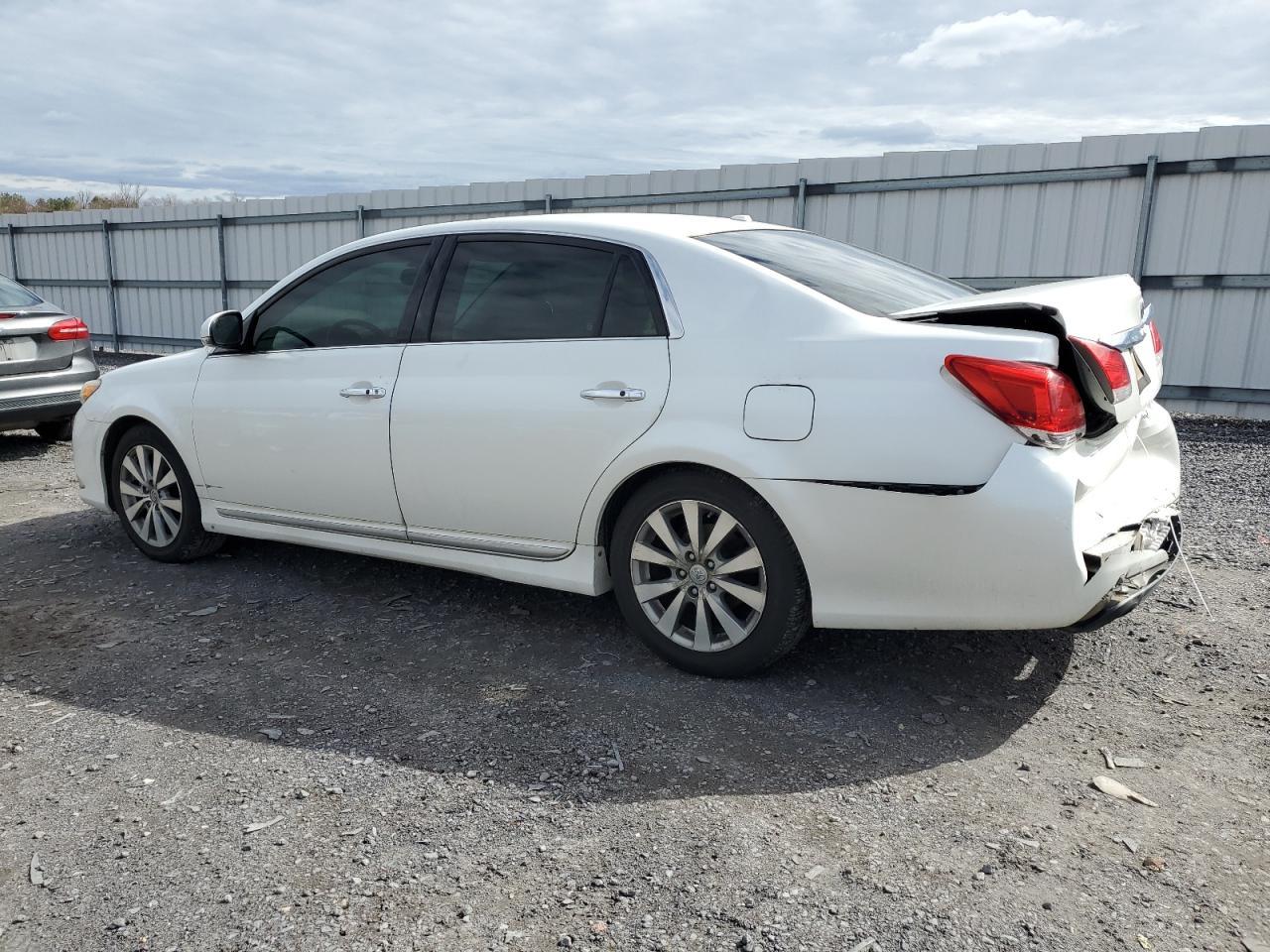 2011 TOYOTA AVALON BAS - Фото 2
