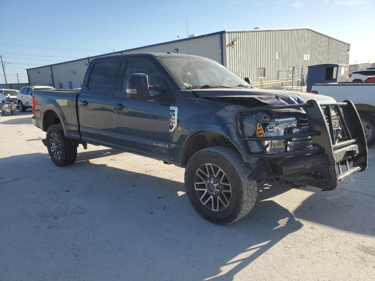 2017 FORD F350 SUPER - Фото 4