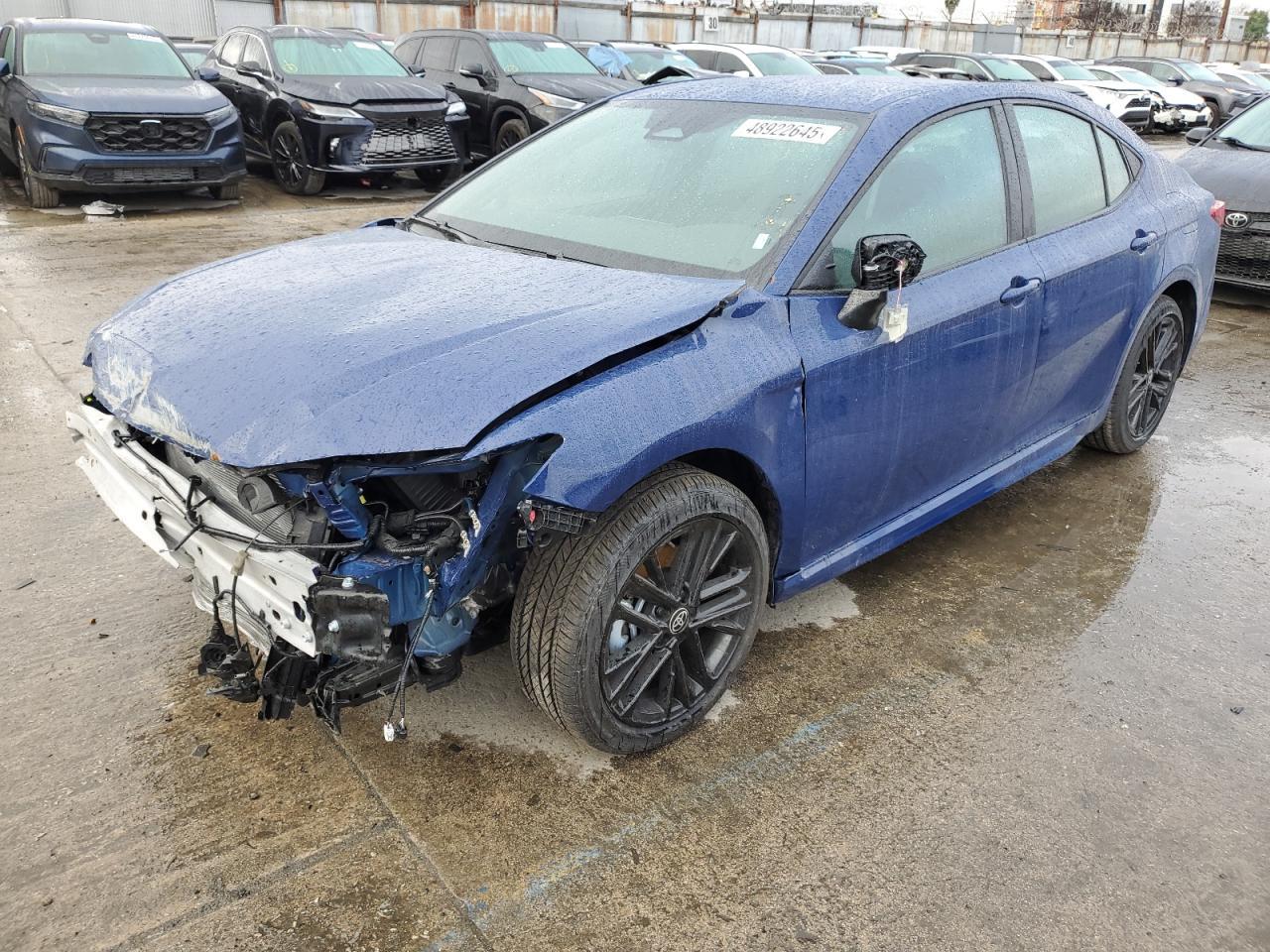 2025 TOYOTA CAMRY XSE