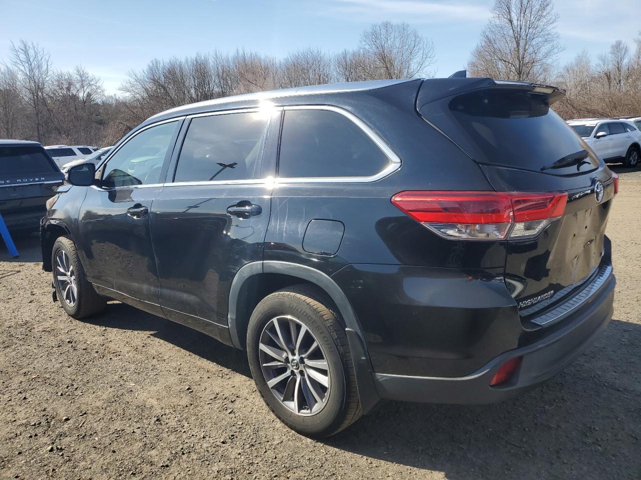 2018 TOYOTA HIGHLANDER - Image 2