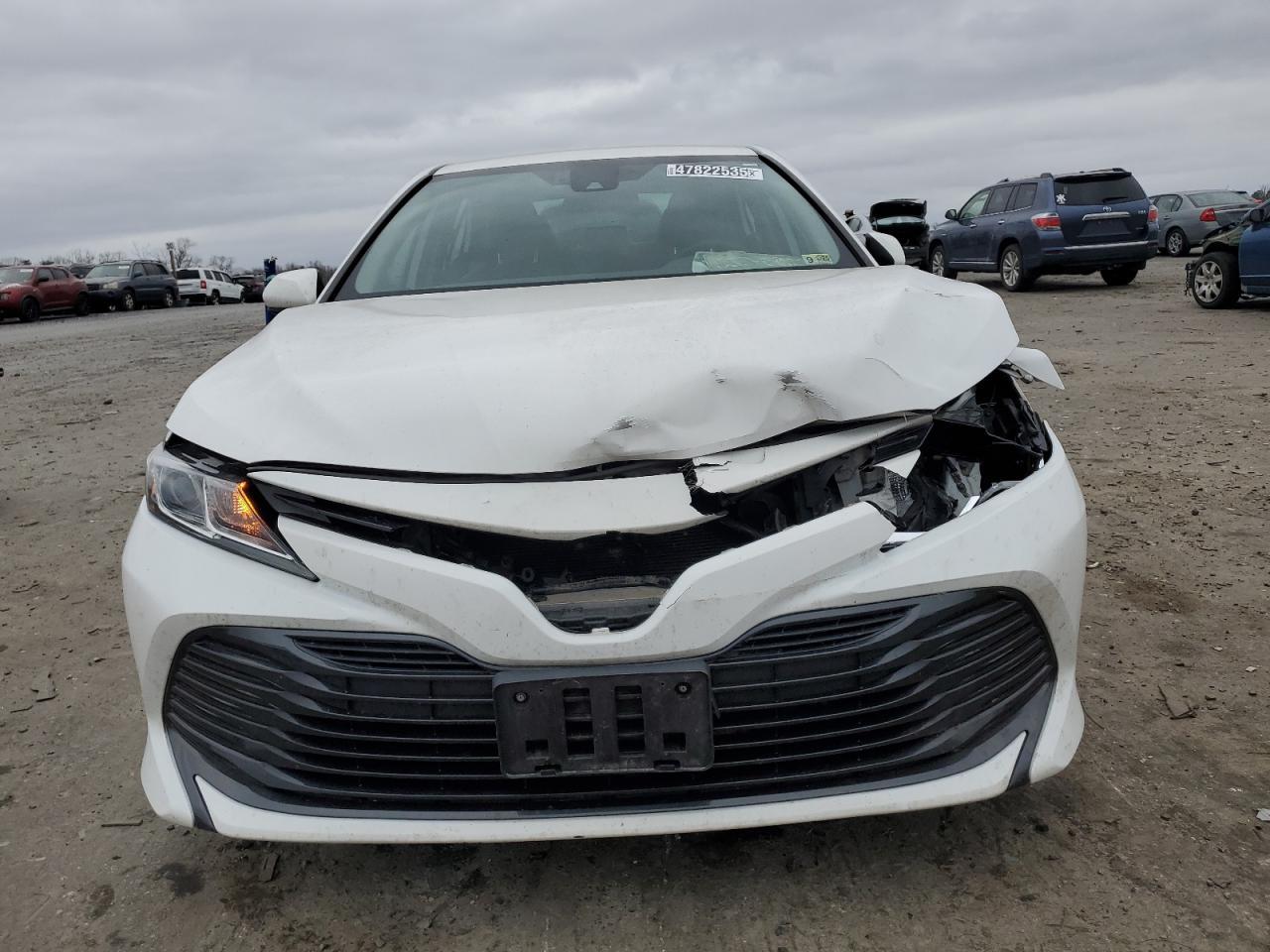 2020 TOYOTA CAMRY LE - Image 5