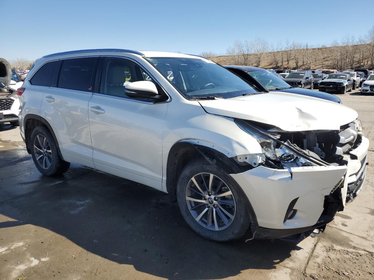2018 TOYOTA HIGHLANDER - Image 4