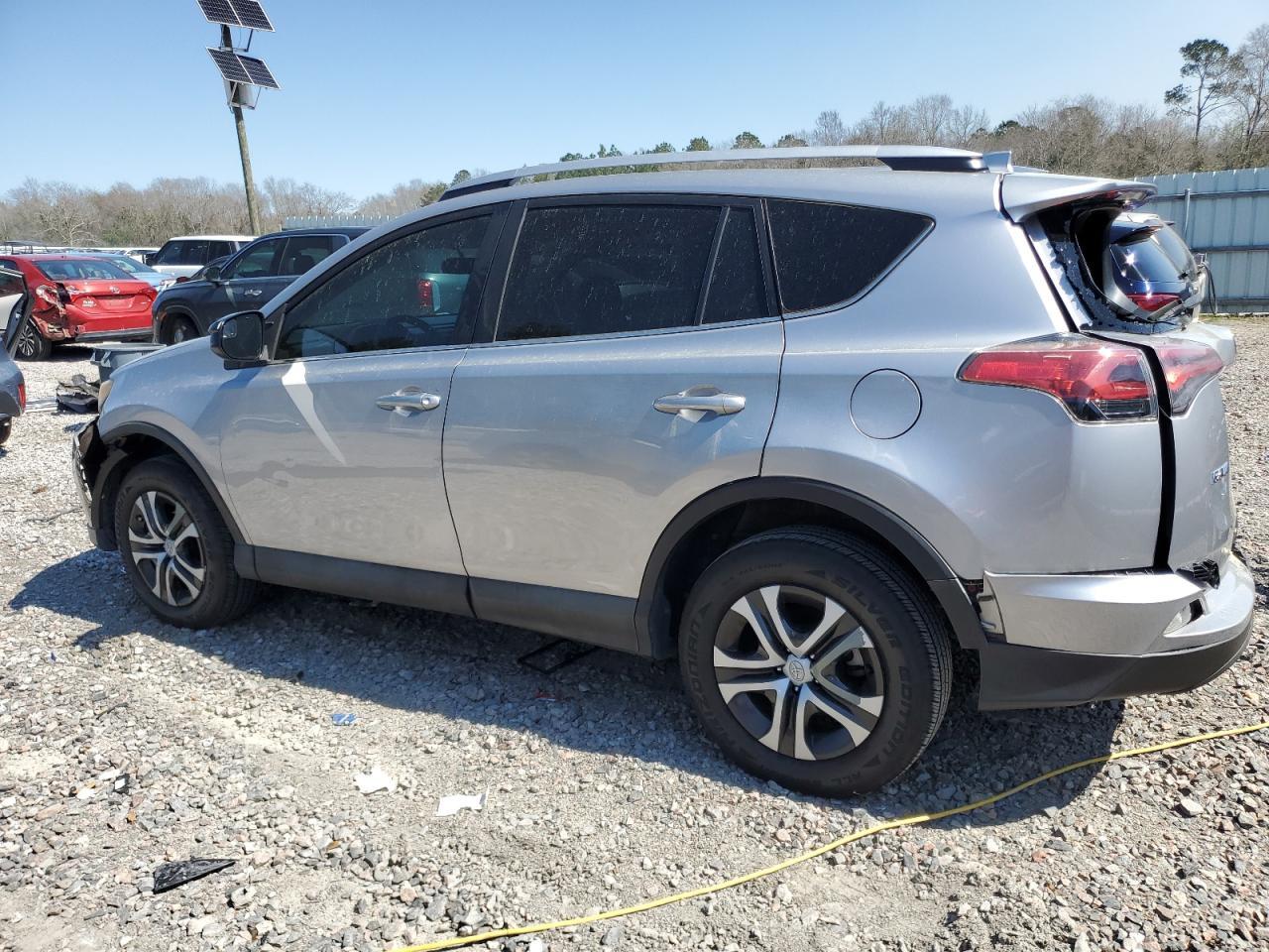 2016 TOYOTA RAV4 LE - Image 2