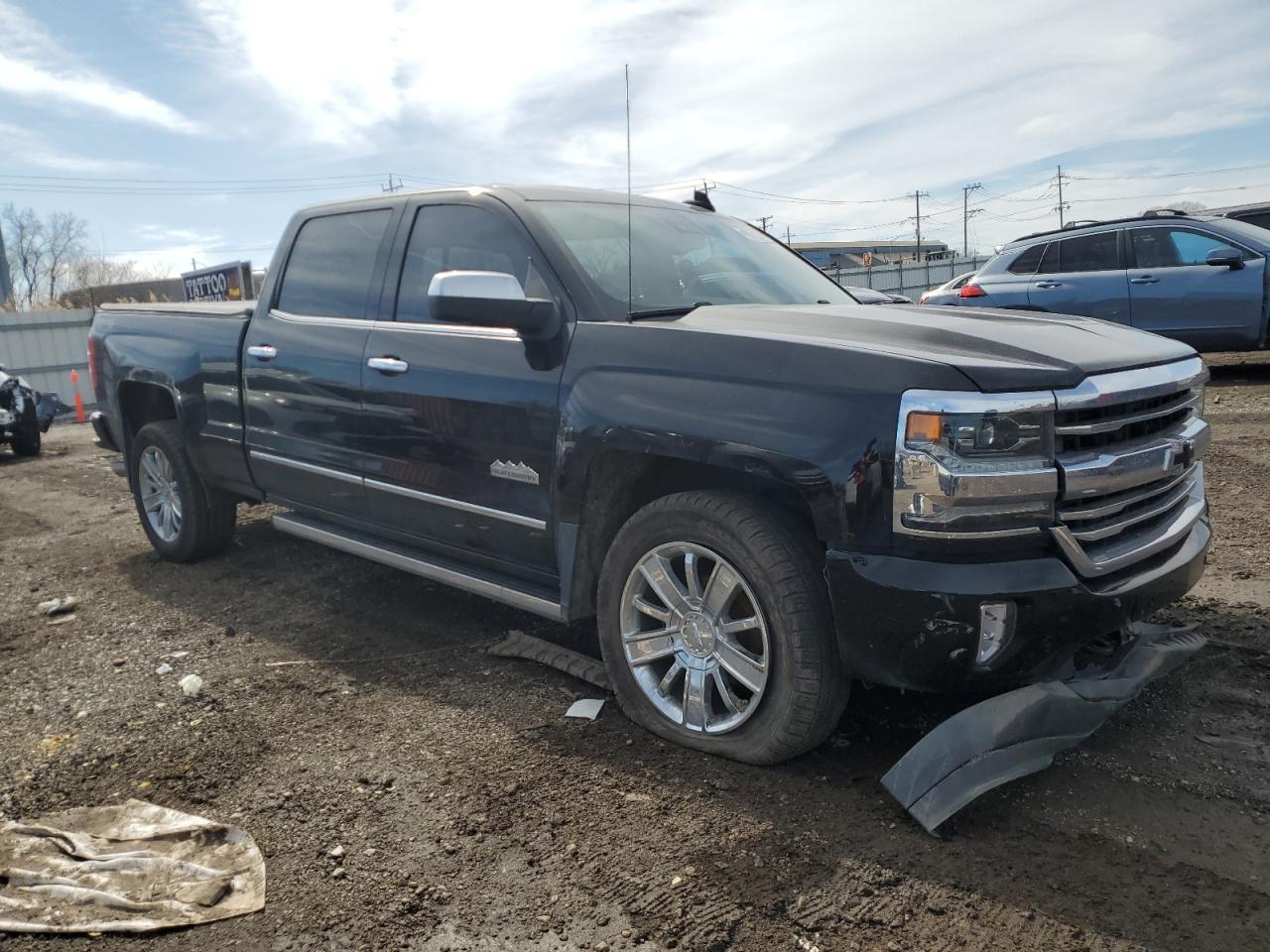 2017 CHEVROLET SILVERADO - Image 4