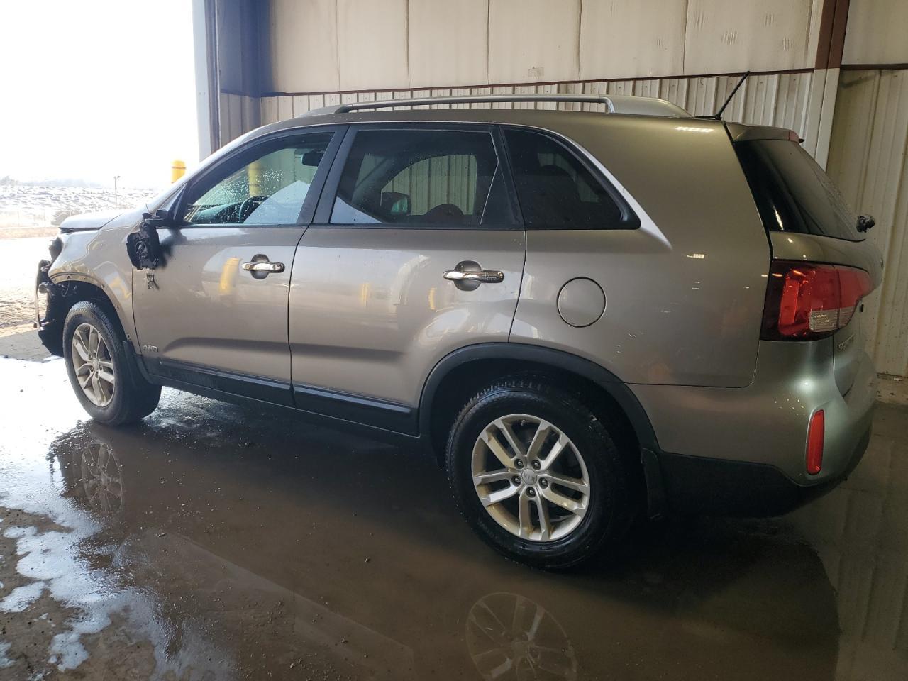 2015 KIA SORENTO LX - Image 2