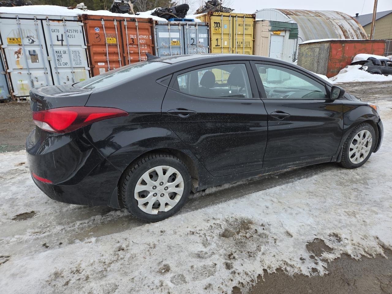 2015 HYUNDAI ELANTRA SE - Image 3