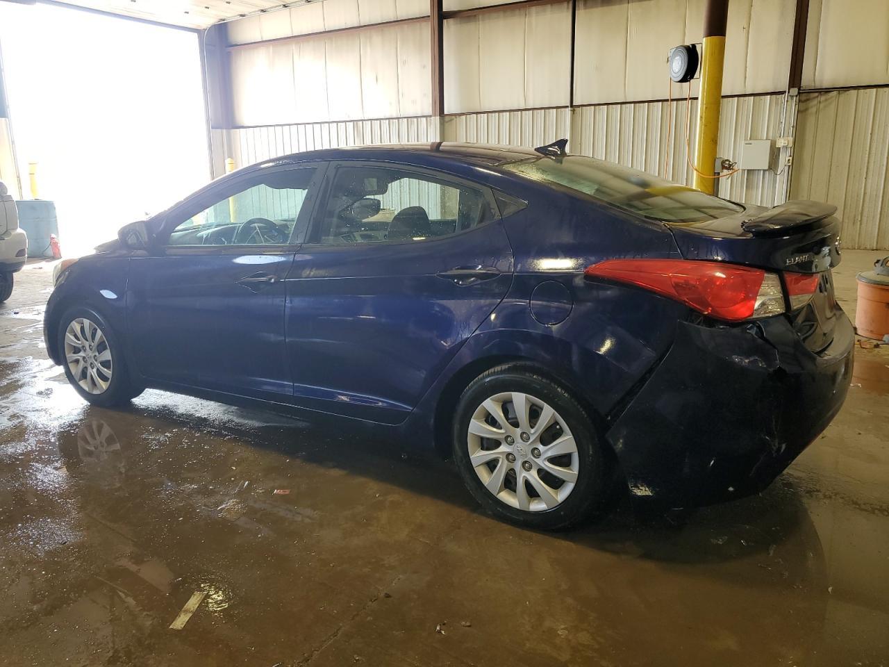 2011 HYUNDAI ELANTRA GL - Image 2