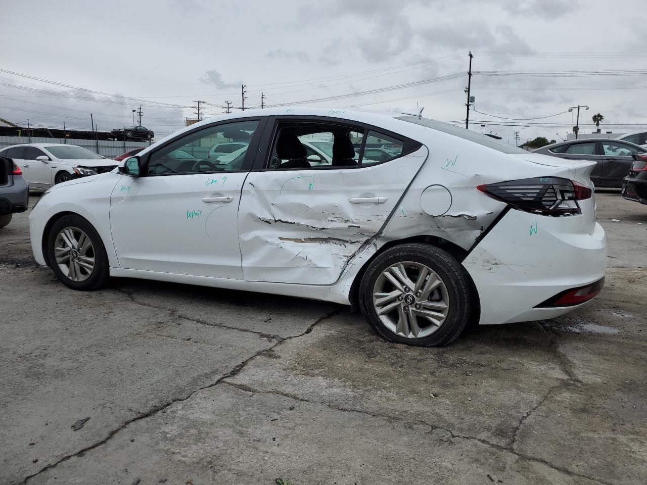 2019 HYUNDAI ELANTRA SE - Фото 2