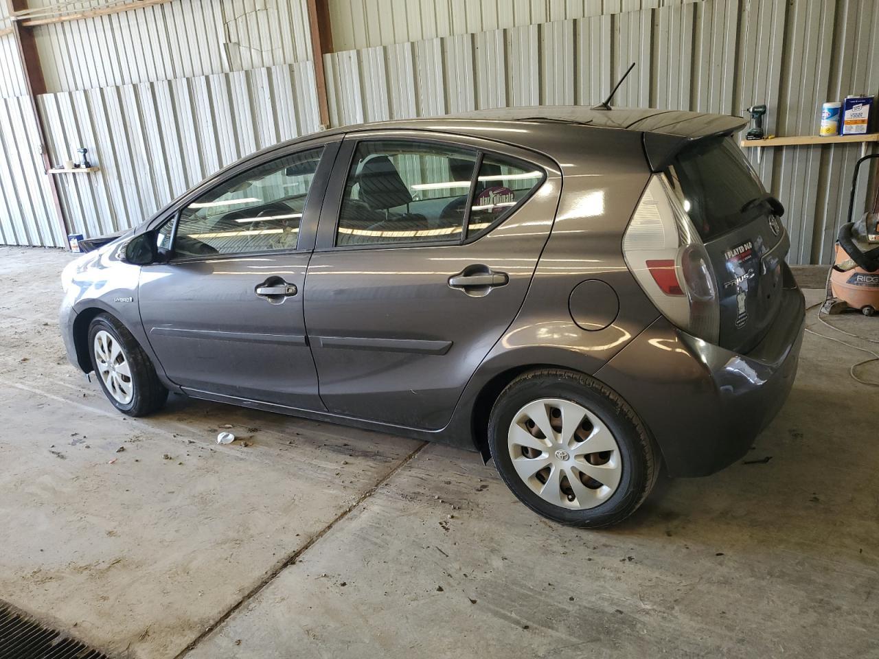 2013 TOYOTA PRIUS C - Image 2