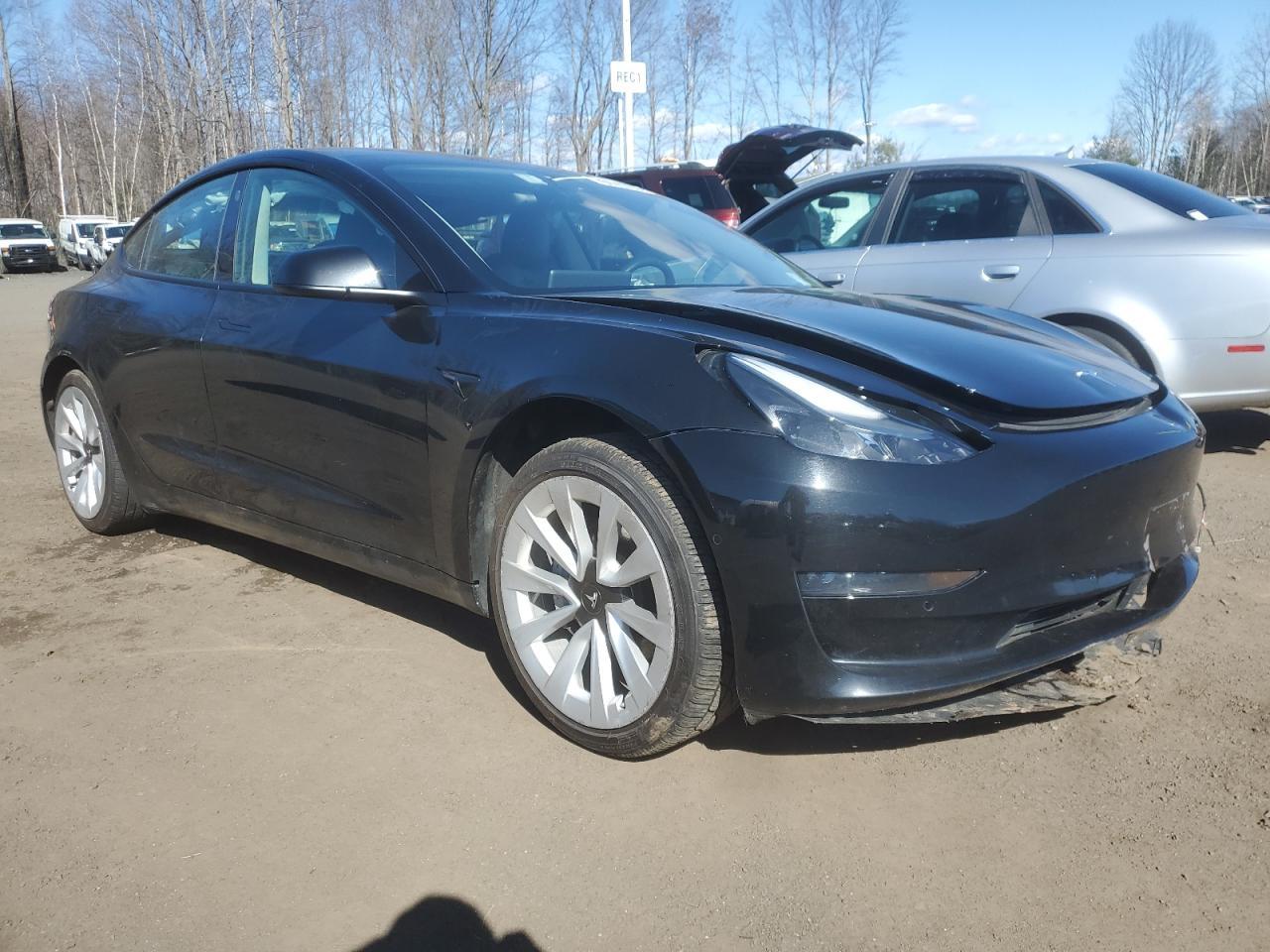 2022 TESLA MODEL 3 - Image 4