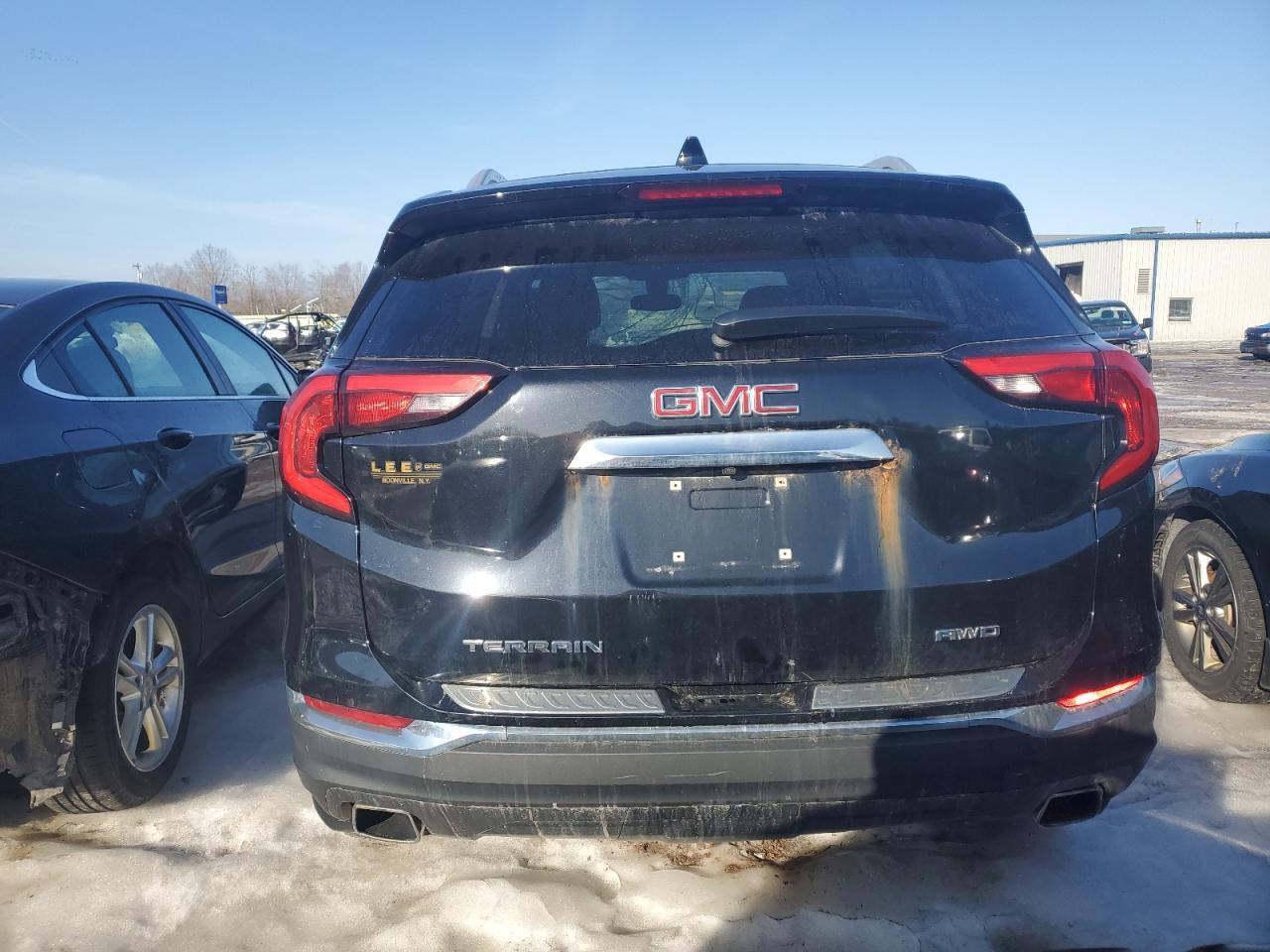2018 GMC TERRAIN SL - Image 6