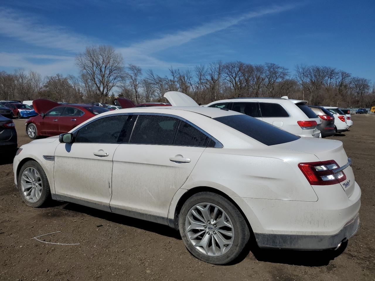 2019 FORD TAURUS LIM - Image 2