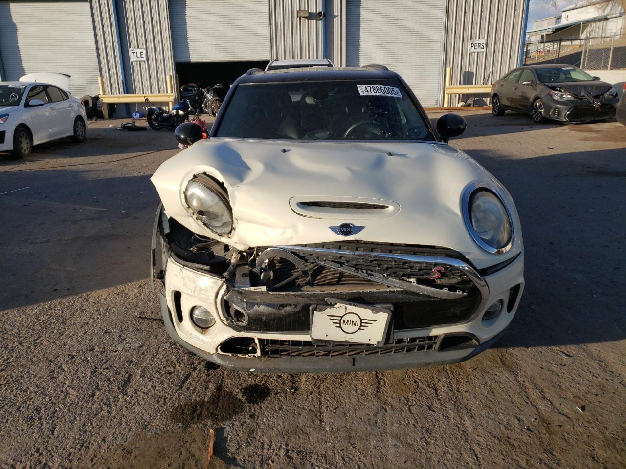 2017 MINI COOPER S C - Image 5