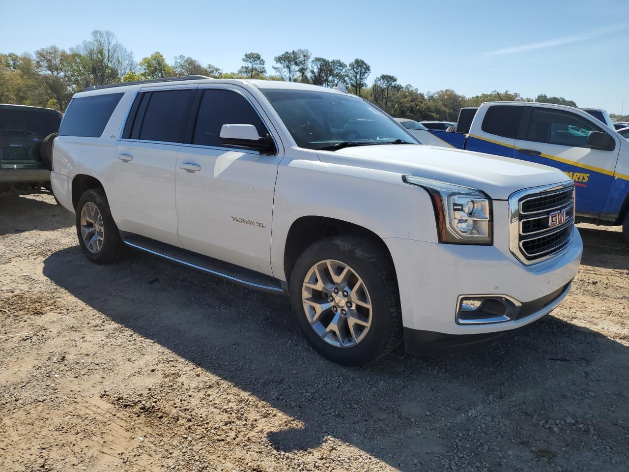 2016 GMC YUKON XL C - Фото 4