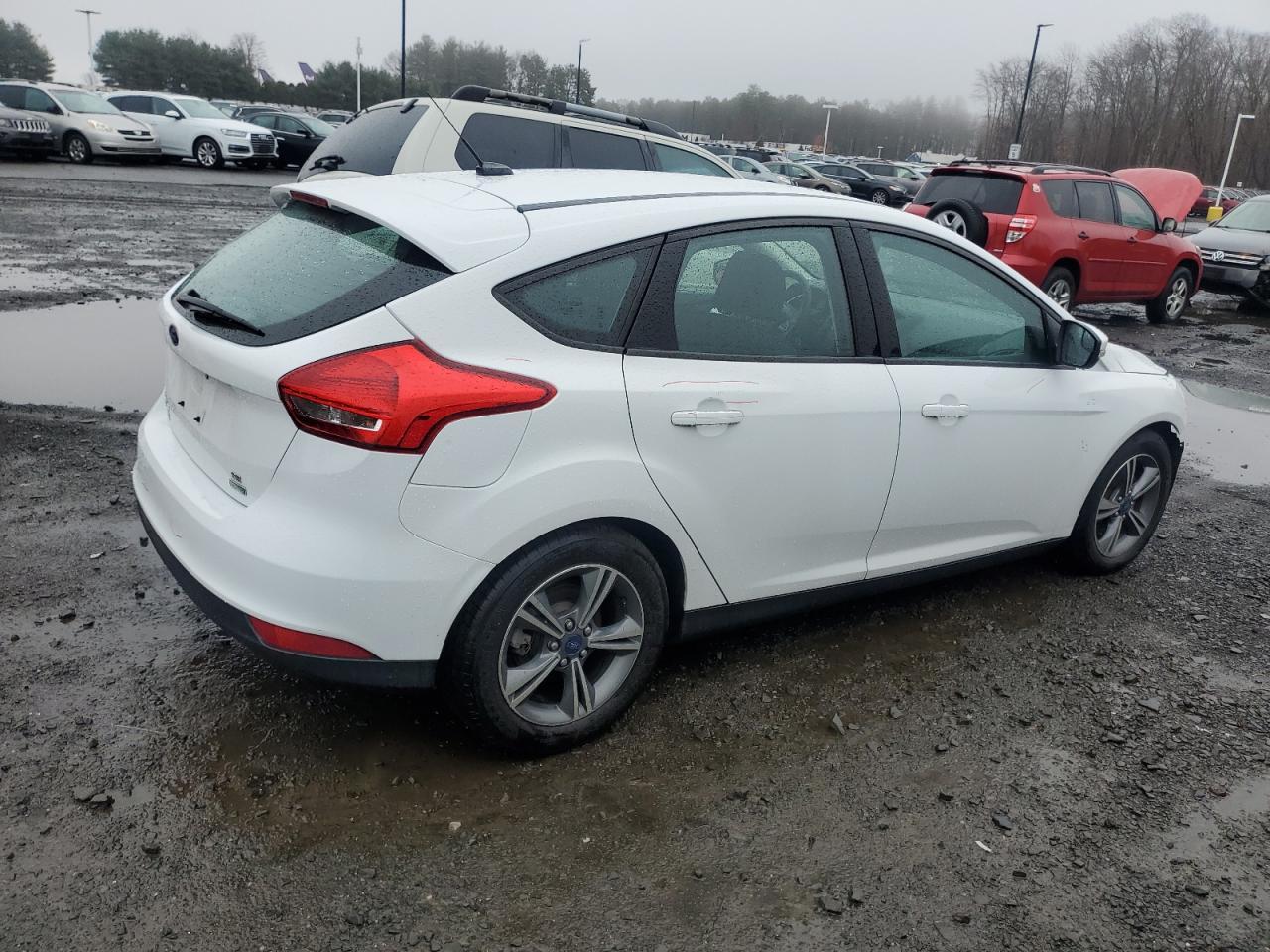2016 FORD FOCUS SE - Фото 3