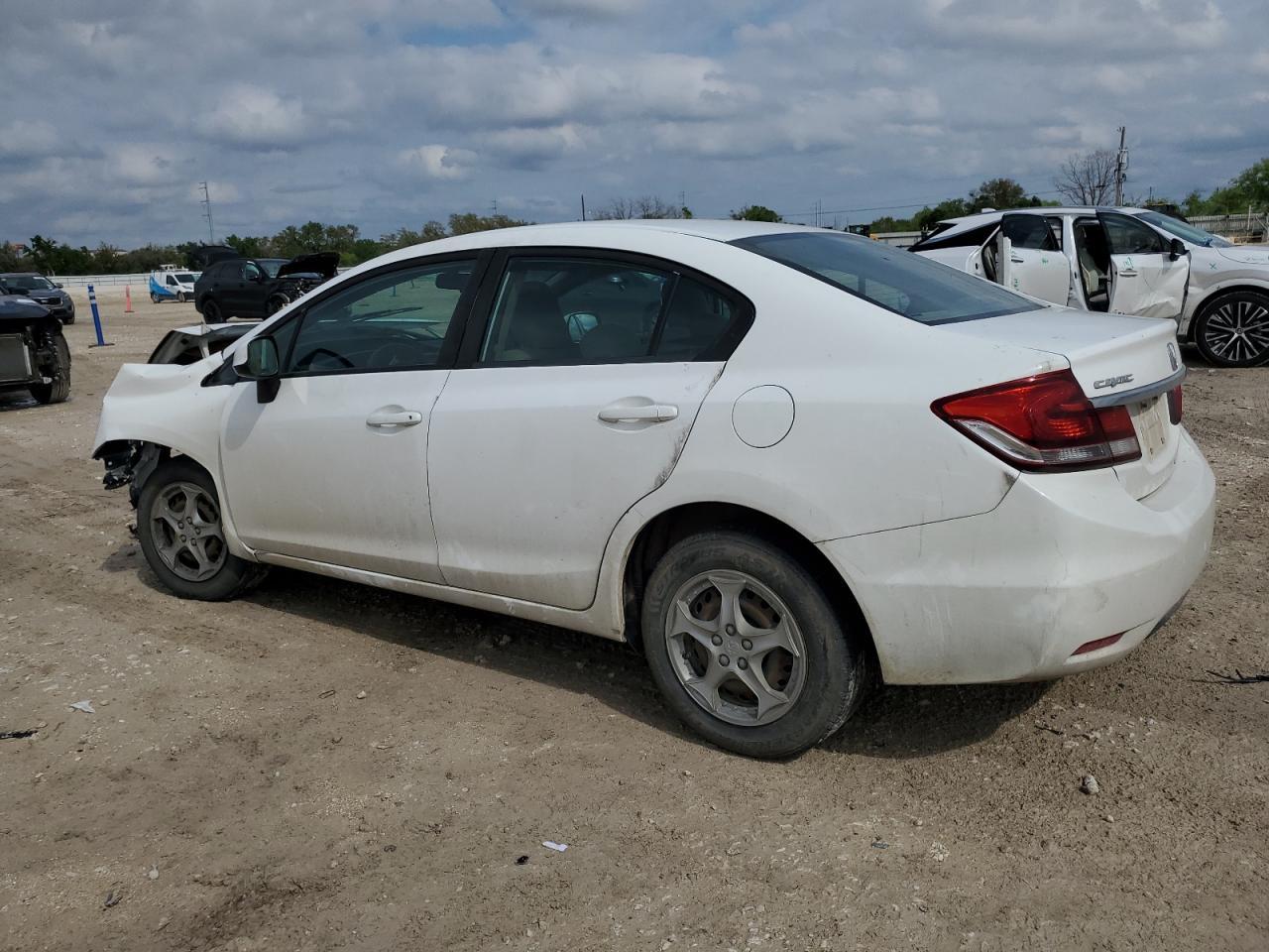 2013 HONDA CIVIC LX - Фото 2