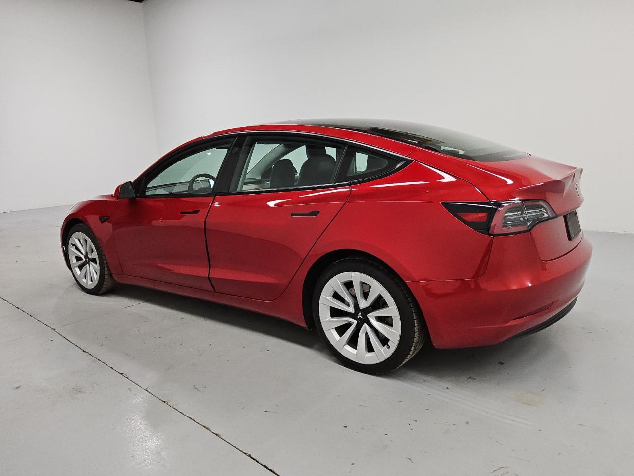 2022 TESLA MODEL 3 - Image 2