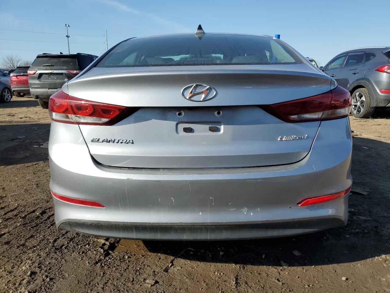 2017 HYUNDAI ELANTRA SE - Фото 6